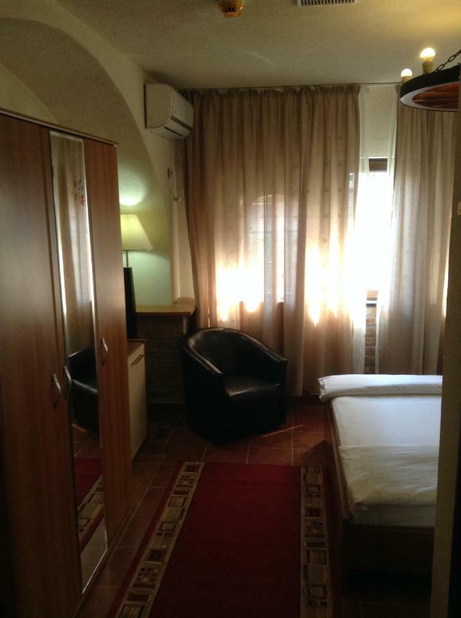 Taverna Apartment วามาเวเก ภายนอก รูปภาพ